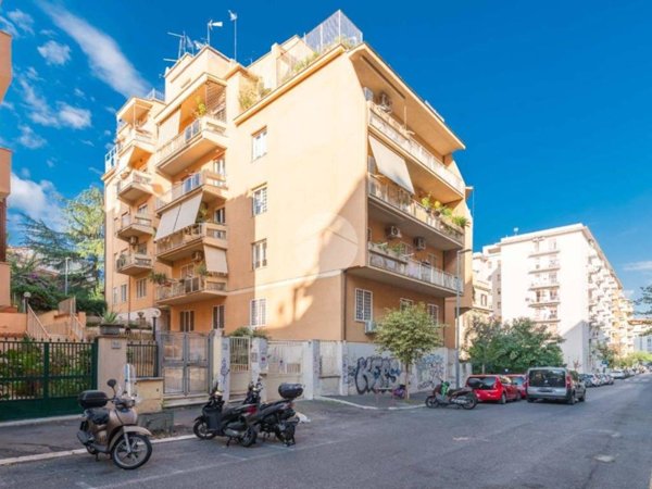 appartamento in vendita a Roma in zona Trieste