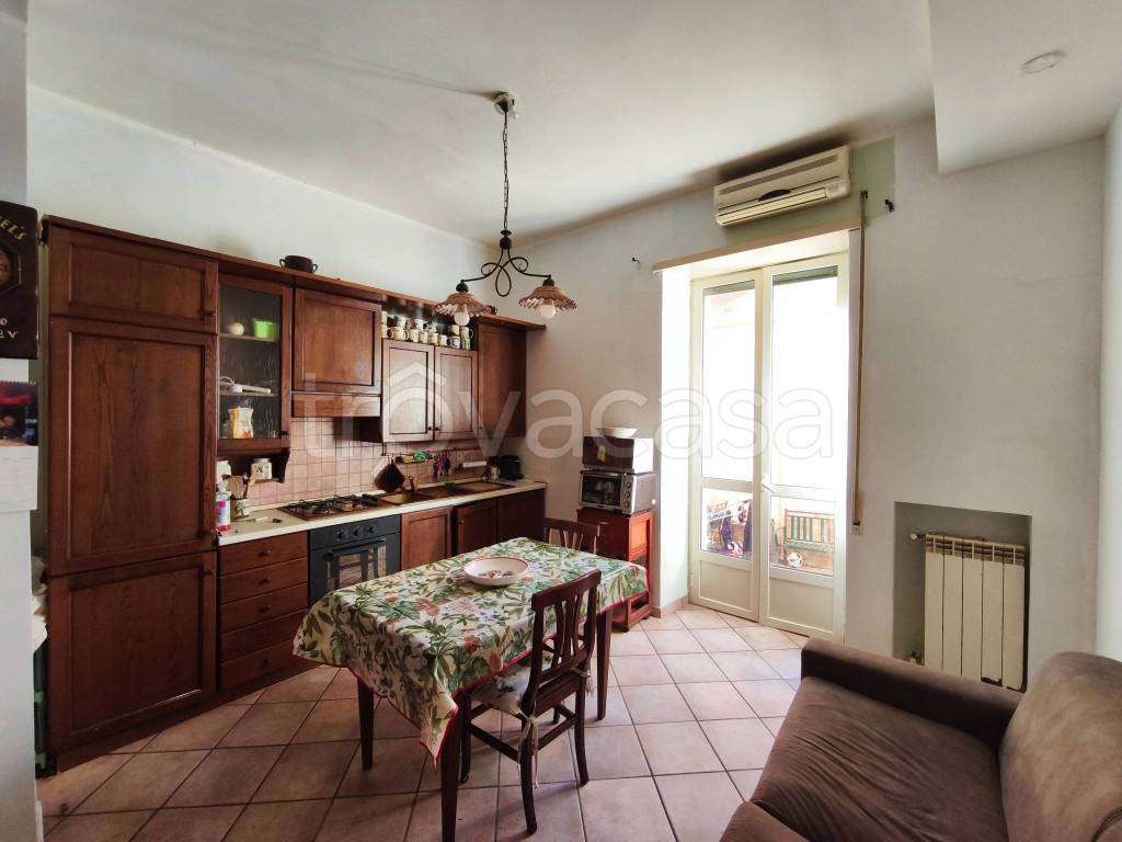 appartamento in vendita a Roma in zona Gianicolense