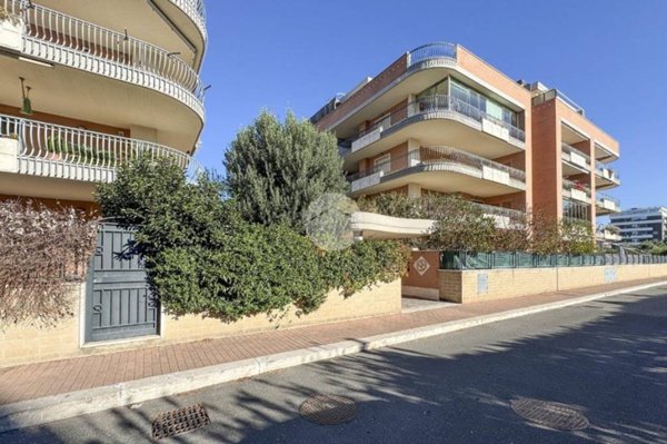 appartamento in vendita a Roma in zona Mezzocammino