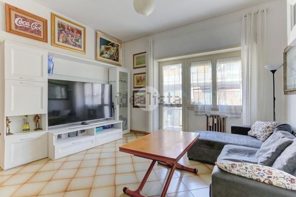 appartamento in vendita a Roma in zona Appio Latino