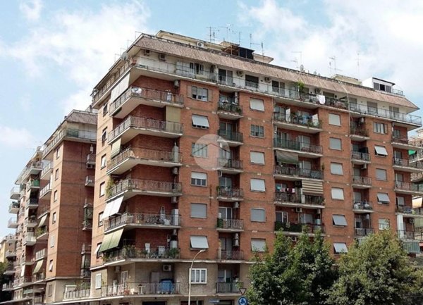 appartamento in vendita a Roma in zona Don Bosco