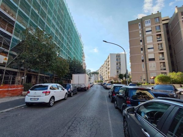 appartamento in vendita a Roma in zona Cinecittà