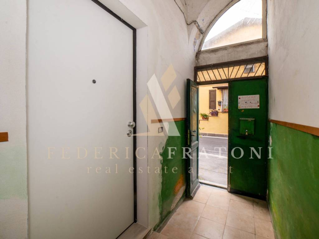 appartamento in vendita a Roma in zona Appio Latino