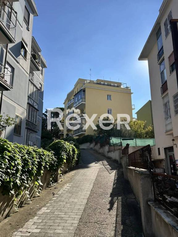 appartamento in vendita a Roma in zona Gianicolense
