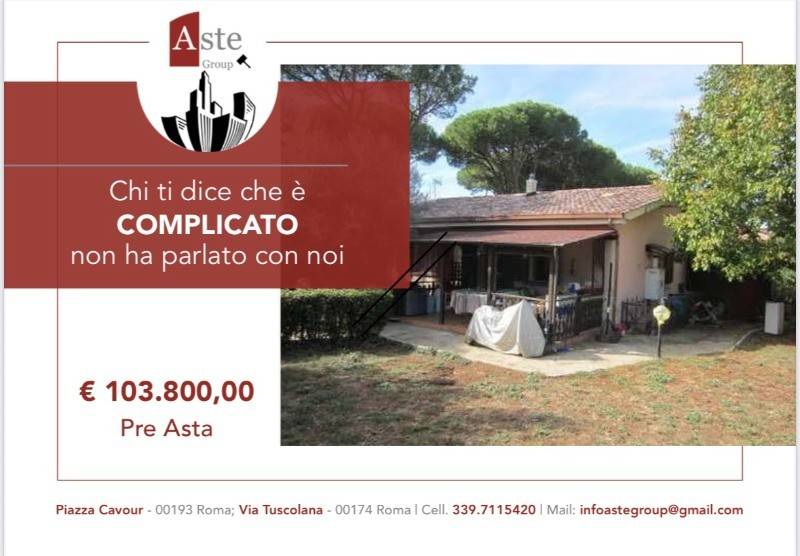 appartamento in vendita a Roma in zona Giardini di Corcolle