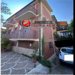 appartamento in vendita a Roma in zona Ponte di Nona