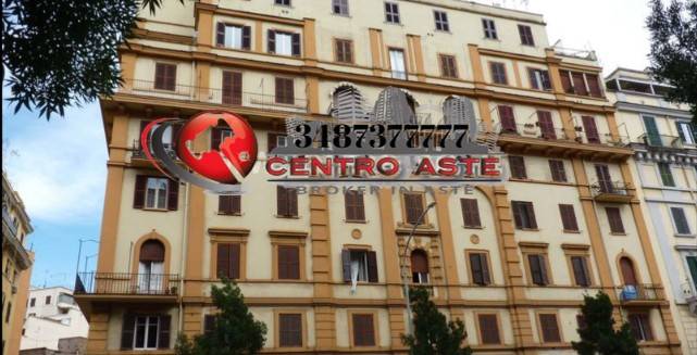 appartamento in vendita a Roma in zona Appio Latino