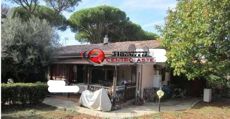 casa indipendente in vendita a Roma in zona Giardini di Corcolle