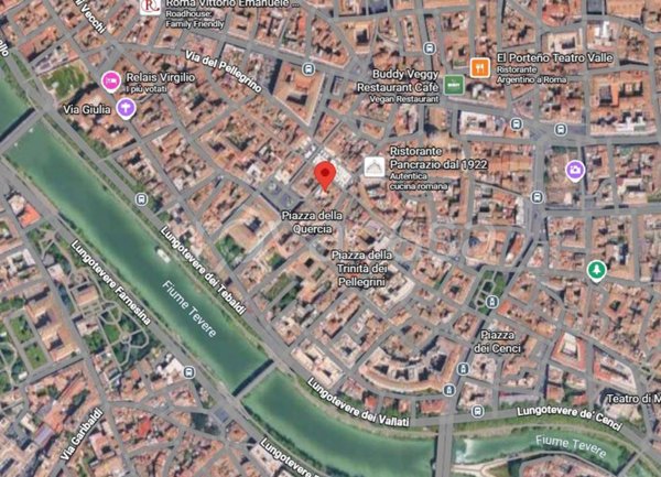 negozio in vendita a Roma in zona Rione Regola