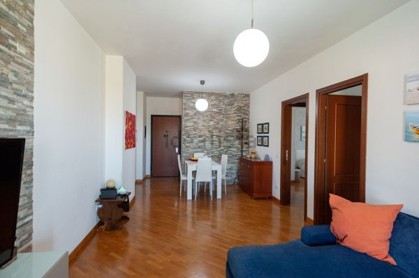 appartamento in vendita a Roma in zona Tor Cervara