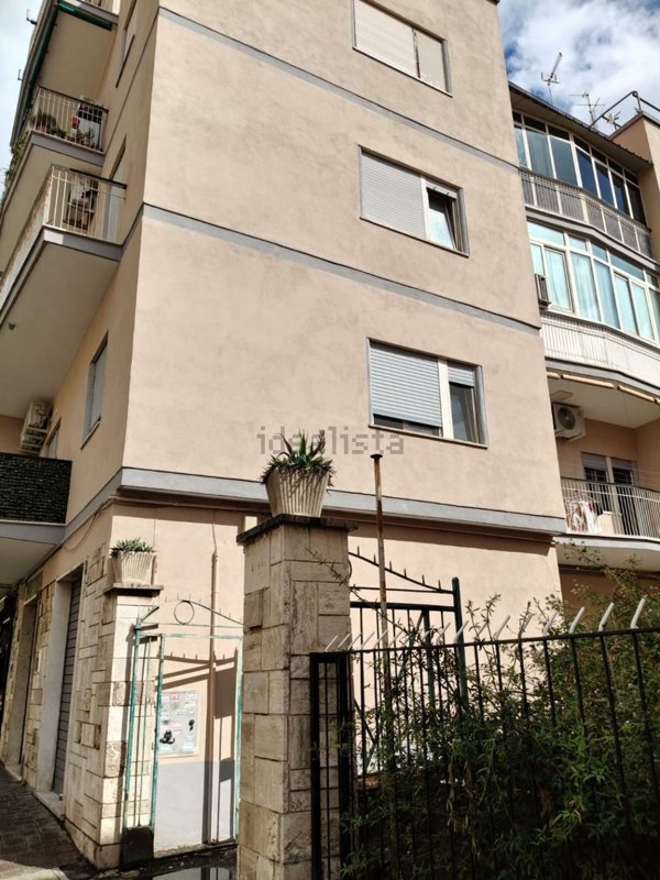 appartamento in affitto a Roma in zona Torre Maura