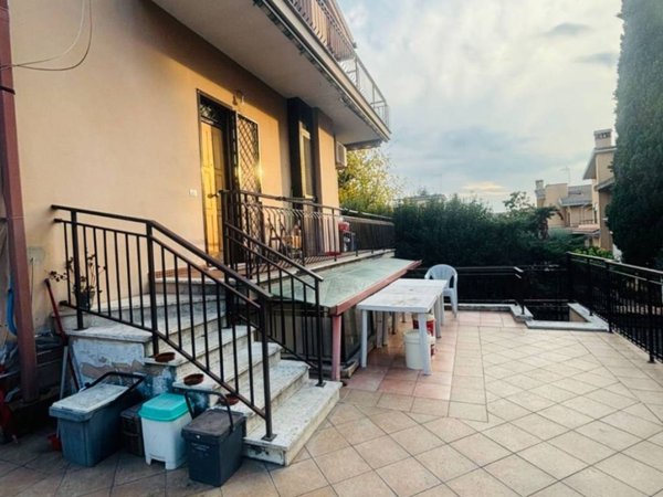 appartamento in vendita a Roma in zona Casal Morena
