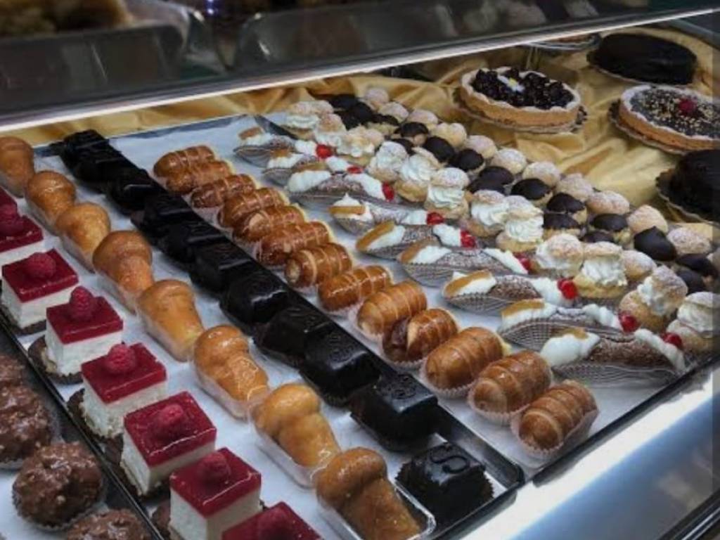 negozio in vendita a Roma in zona Della Vittoria