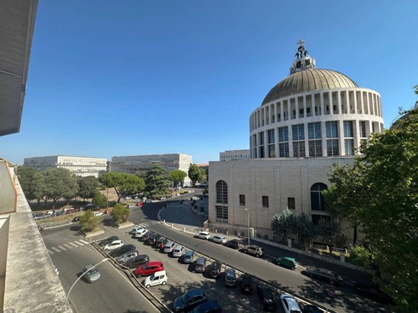 appartamento in vendita a Roma in zona Cinecittà