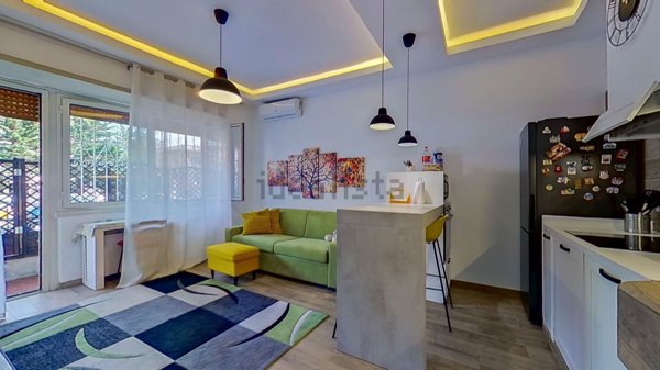 appartamento in vendita a Roma in zona Ostia