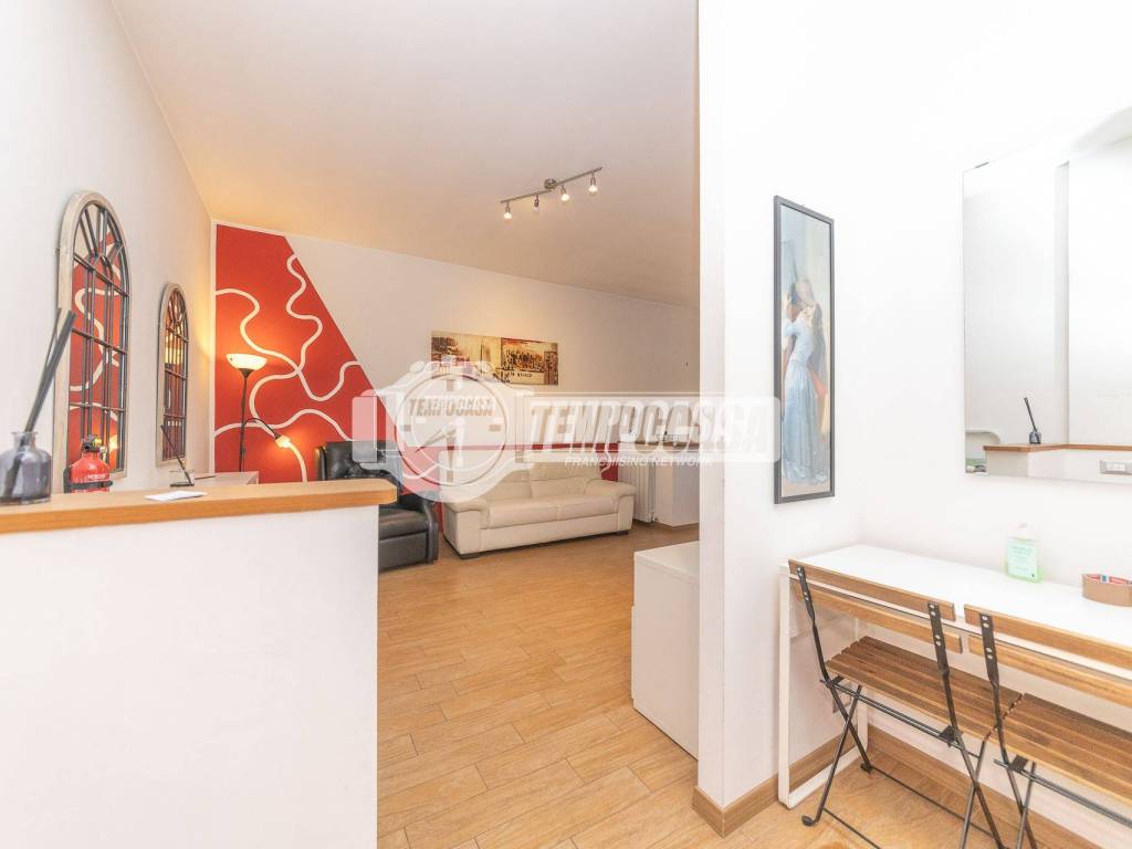 appartamento in vendita a Roma in zona Cinecittà