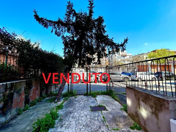 appartamento in vendita a Roma in zona Prenestino-Centocelle
