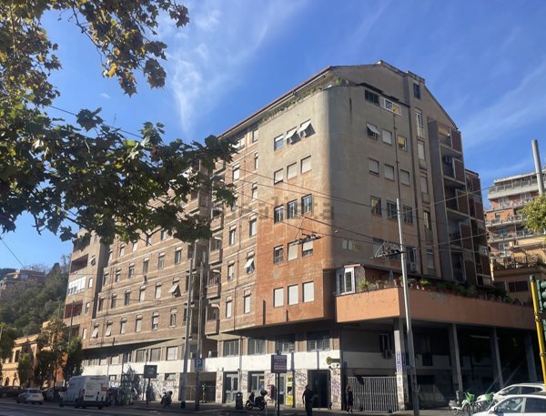 appartamento in vendita a Roma in zona Gianicolense