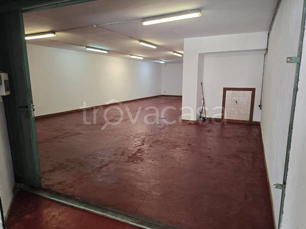 locale di sgombero in vendita a Roma in zona Torrevecchia