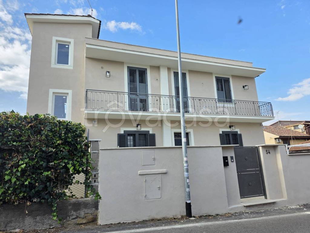 appartamento in vendita a Roma in zona Borghesiana