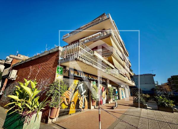 appartamento in vendita a Roma in zona Torre Maura