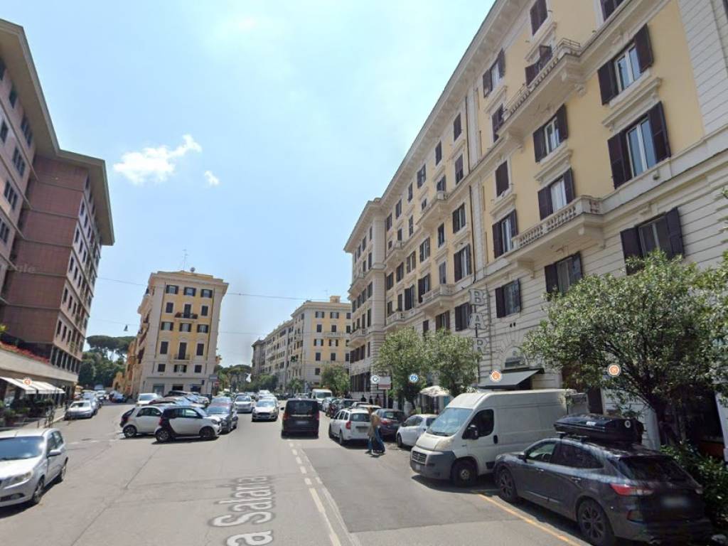 negozio in vendita a Roma in zona Trieste