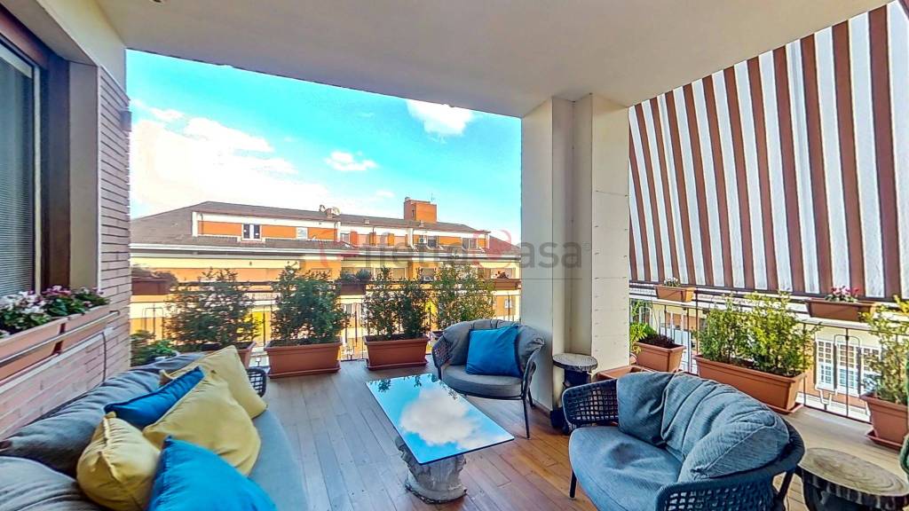 appartamento in vendita a Roma in zona Tor di Quinto