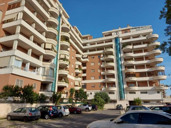appartamento in vendita a Roma in zona Acilia