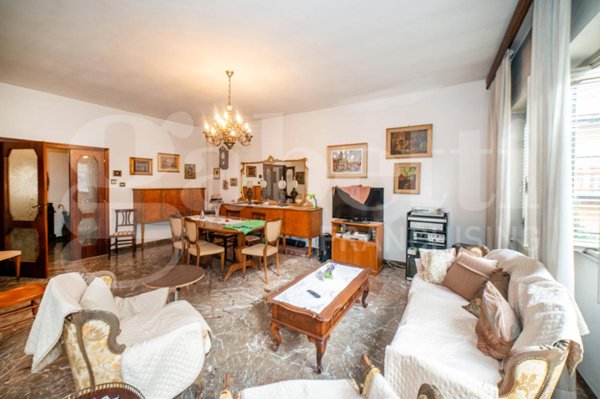 appartamento in vendita a Roma in zona Ardeatino