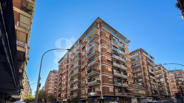 appartamento in vendita a Roma in zona Tuscolano
