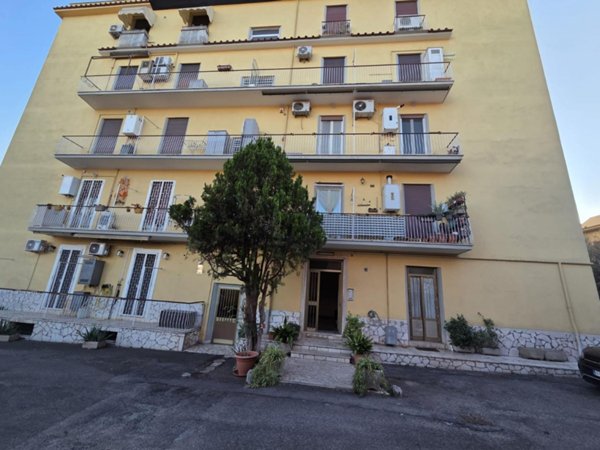 appartamento in vendita a Roma in zona Torre Maura
