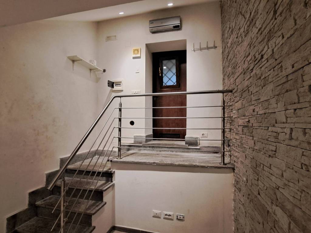 monolocale in vendita a Roma in zona Appio Latino