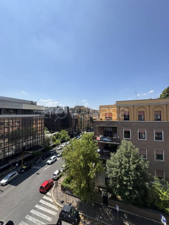 appartamento in vendita a Roma in zona Salario