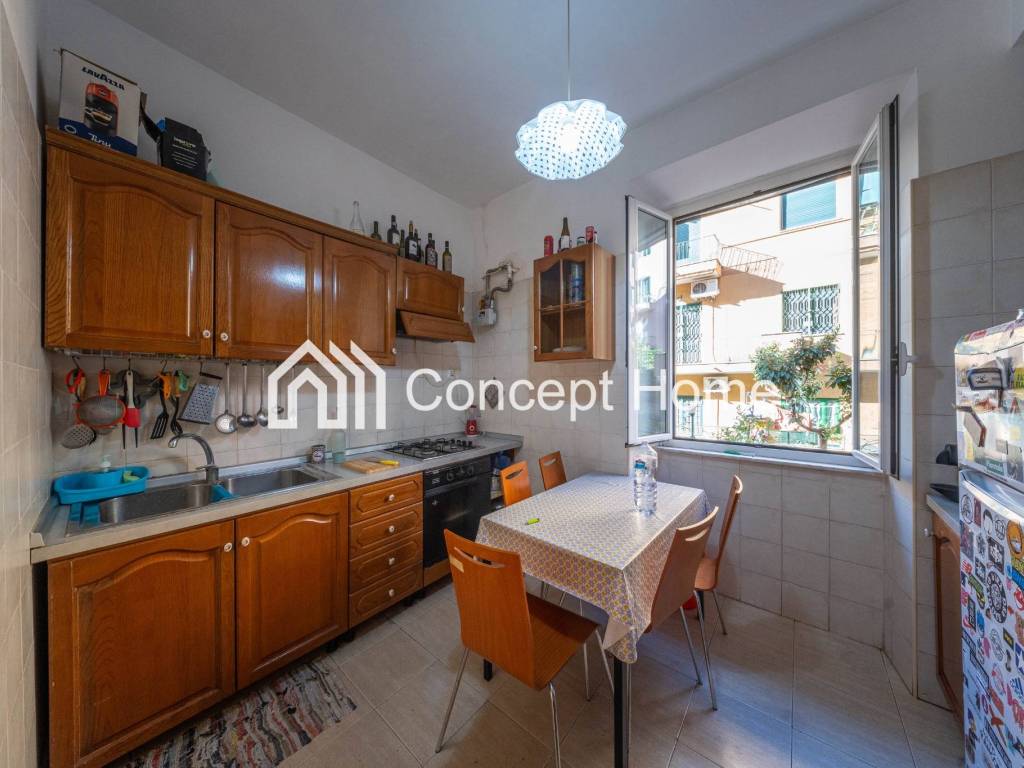 appartamento in vendita a Roma in zona Prenestino-Centocelle