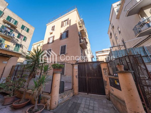 appartamento in vendita a Roma in zona Prenestino-Centocelle