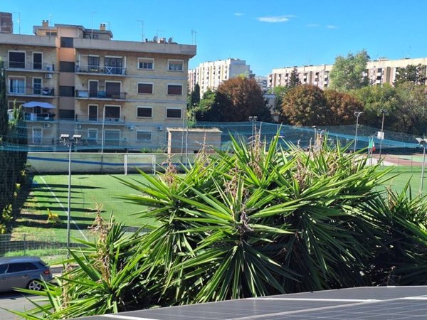 casa indipendente in vendita a Roma in zona Giuliano Dalmata