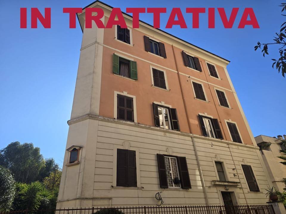 appartamento in vendita a Roma in zona Cinecittà