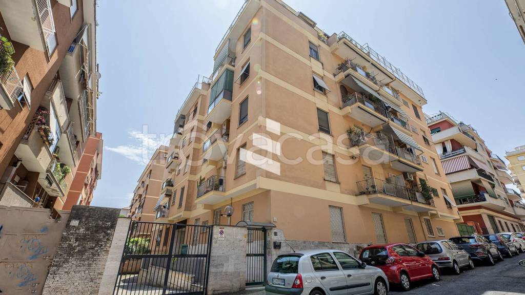appartamento in vendita a Roma in zona Collatino