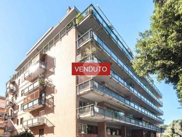 appartamento in vendita a Roma in zona Della Vittoria