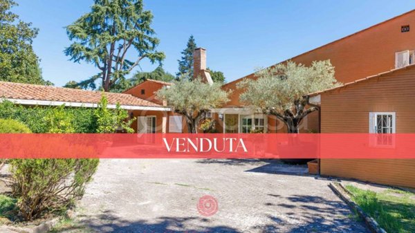 casa indipendente in vendita a Roma in zona Olgiata
