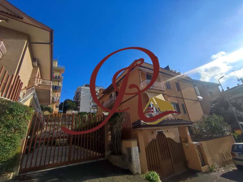 appartamento in vendita a Roma in zona Trionfale