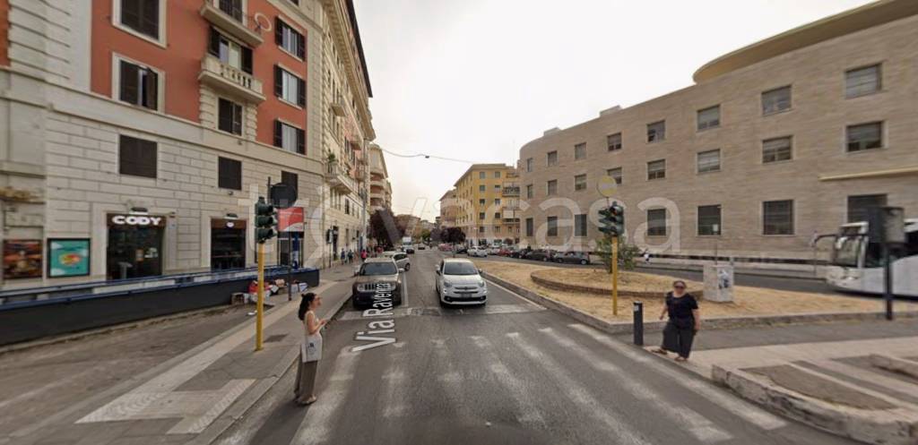 negozio in vendita a Roma in zona Nomentano