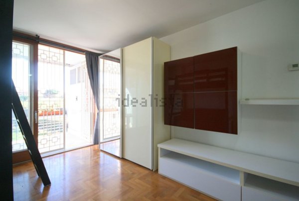 appartamento in vendita a Roma in zona Ostiense