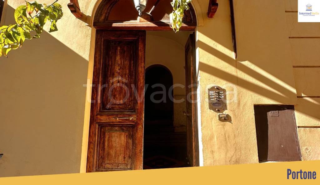 appartamento in vendita a Roma in zona Appio Latino