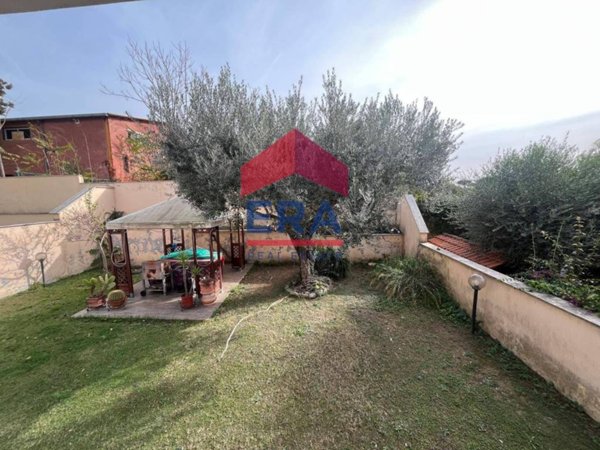 casa indipendente in vendita a Roma in zona Portuense