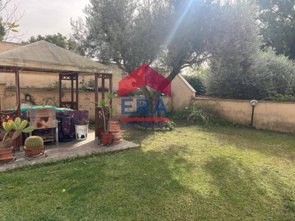casa indipendente in vendita a Roma in zona Portuense