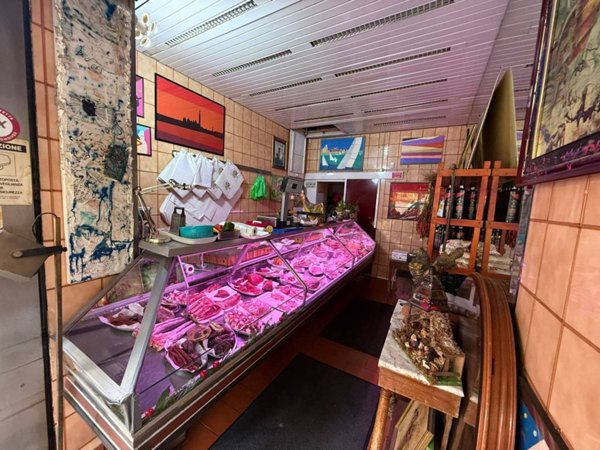 negozio in vendita a Roma in zona Nomentano