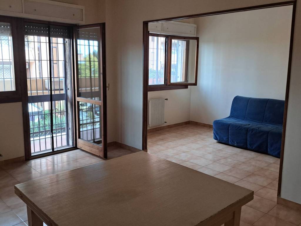 appartamento in vendita a Roma in zona Giuliano Dalmata