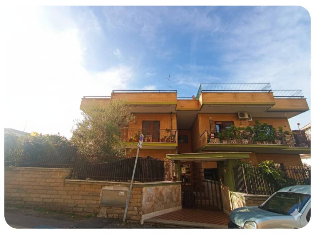 appartamento in vendita a Roma in zona Torrevecchia