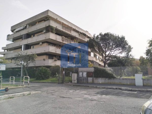 appartamento in vendita a Roma in zona Vitinia